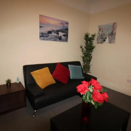 Sheldon House Holiday home *